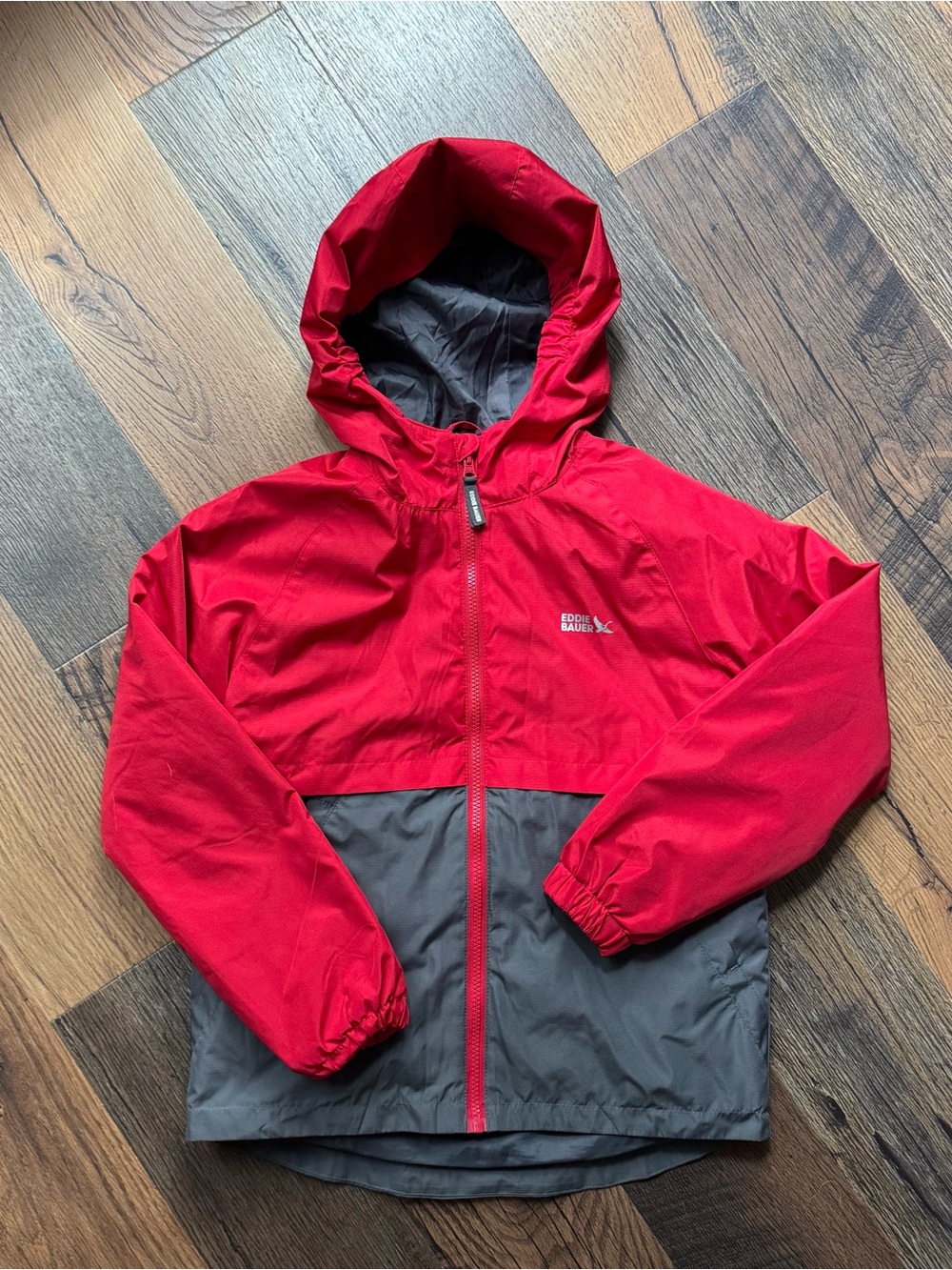 ⭐️Eddie Bauer Red and Gray Hooded Kids Rain Jacket⭐️